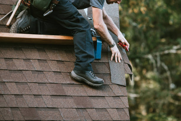 Best Emergency Roof Repair  in Canastota, NY